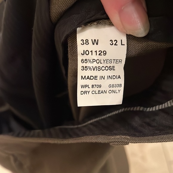 Geoffrey Beene’s Men’s 2 Button Brown Wool Blazer, Size 44L. Flat Front Pants. - Picture 5 of 8